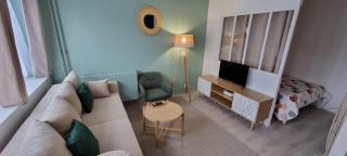 T1 bis proche Orly et paris 4 voyageurs - 1