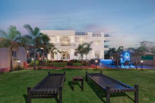 EKO STAY - Octagon Farms Villa - 1