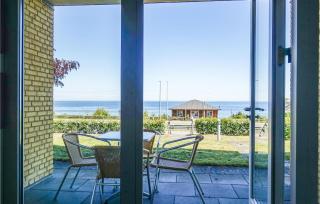 Awesome Apartment In Allinge - 2