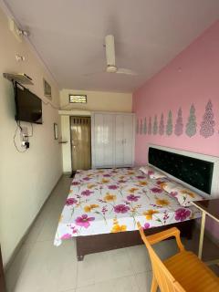 GARG COMPLEX GUESTHOUSE - 6