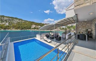 4 Bedroom Cozy Home In Razanj - Ražanj - 8