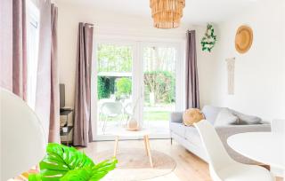Stunning Home In Heinkenszand With Wifi - heinkenszand - 9
