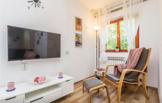 Amazing Home In Starigrad With Wifi - Stari Grad - 3