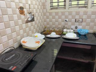 Lovely Private Queen Bed Room in Shared 2 BHK Apartment - Mysore - 6