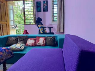 Lovely Private Queen Bed Room in Shared 2 BHK Apartment - Mysore - 2