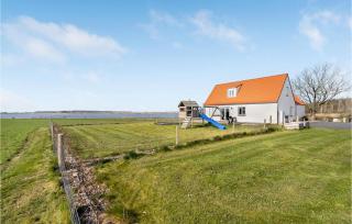 Stunning Home In Lundby With Kitchen - 4