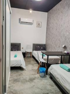 Triple Room in King Queen Single Bukit Mertajam Alma - Bukit Mertajam - 2