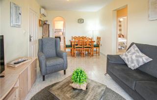 Stunning Apartment In Torrevieja - La Mata - 7