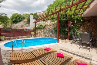 Villa Eden - Private Beachfront House with Pool - 7