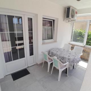 Apartments Jurjevic - Novalja - 9