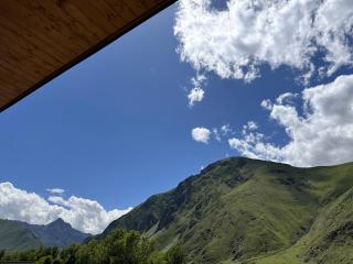Hotel Mountime Kazbegi - Kazbegi - 2