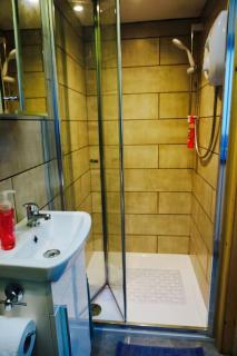 The Hideaway, Castle an Dinas, Cornwall TR9 6JB - 1