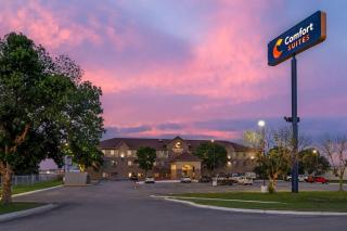 Comfort Suites Omaha East-Council Bluffs - 7