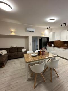 Bee House Suite - Brand New Apartment 100 m from Sea - Kaštela - 5