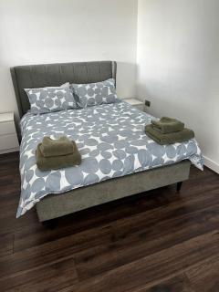 342 Stunning One Bedroom Studio Apartment - Birmingham - 7