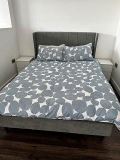 342 Stunning One Bedroom Studio Apartment - Birmingham - 4