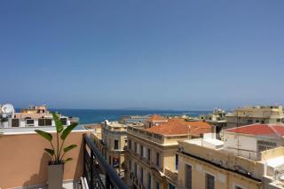 Bright, Serene Penthouse in Town Center w Seaview - Heraklio - 2
