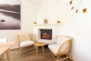Penthouse 2bedroom w Rooftop Views - 2