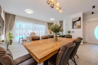 New Luxury Villa with private pool - by TA Leut Agency - Privlaka - 3