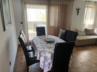 Apartments Smiljanic - Tribunj - 8