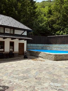 Inas & Lemia Forrest Homes with Outdoor Swimming Pool - Bihać - 4