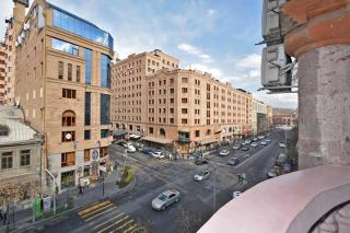 Amiryan street, 1 bedroom Luxe apartment with balcony - Erevan - 7