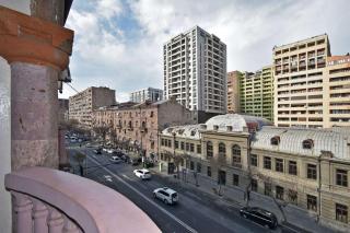 Amiryan street, 1 bedroom Luxe apartment with balcony - Erevan - 8