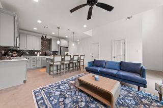 Cajun French House-2 King Beds-Near Sports Complex - 5