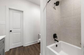 Cajun French House-2 King Beds-Near Sports Complex - Lafayette - 1