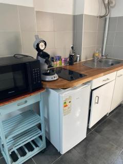 Studio Cosy climatisé 50 mètres de la gare 5 mn du centre 10 mn des plages - 4