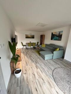 Útulný nový byt 1 km od Kristýny - 5