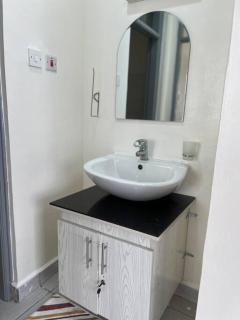 1Br Minimalist Apt at Racecourse - Nairobi - 5