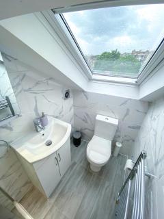 Large 1-Bedroom Flat, 5 Guest, London - F4 - London - 9