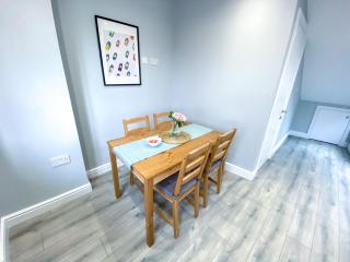 Large 1-Bedroom Flat, 5 Guest, London - F4 - London - 4