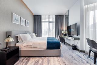 A Living Stylish Studio Apartment With Partial Burj & Canal View at Prive B 1417 - 6