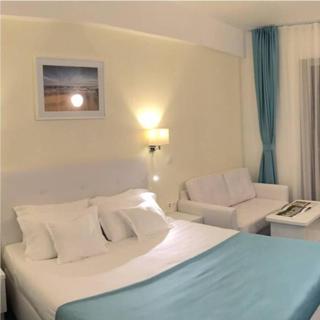 Blooming by the Sea - camere cu vedere frontală spre mare - Olimp - 6