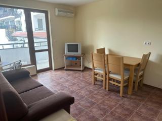 Spacious Family Fully Furnished 2 Rooms Apartment in Kavarna Apart Hotel - 1
