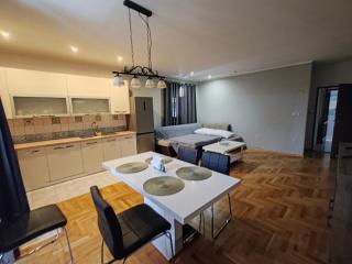 Apartments and pansion M&R - Turanj - 4