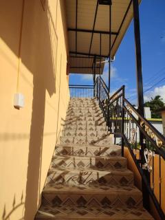 Erriah's Holiday House - 9