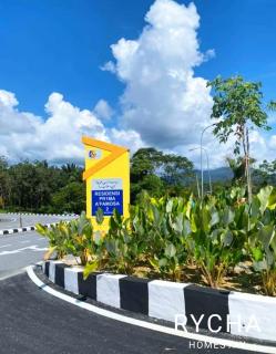 Rycha Homestay A famosa near Waterpark - Kampong Pulau Sebang - 9