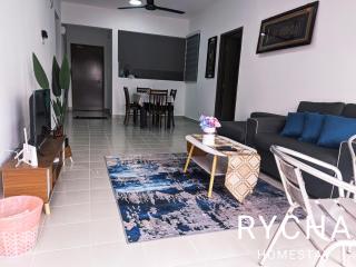 Rycha Homestay A famosa near Waterpark - Kampong Pulau Sebang - 3