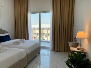 ASHRI Luxurious Apartment in Arjan near Miracle Gardens - 5