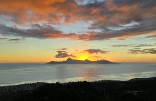 Belrose Place - Calme et Vue Époustouflante à Tahiti - Punaauia - 5
