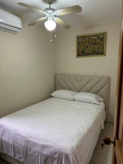 Apartamento Los Laureles Rodadero - Santa Marta - 3