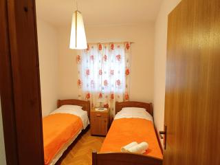 Apartment Bile - close to the beach, shops, airport - 1