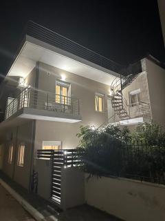 a & a Apartments - 0
