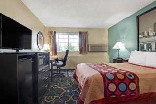 Super 8 by Wyndham Kansas City - Kansas City - 9