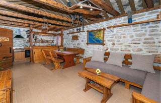 3 Bedroom Pet Friendly Home In Medvida - Medviđa - 7
