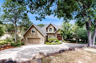 3BR House - Luxury and Adventure Await - 9