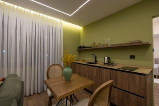 Green Oasis Apartment - 5